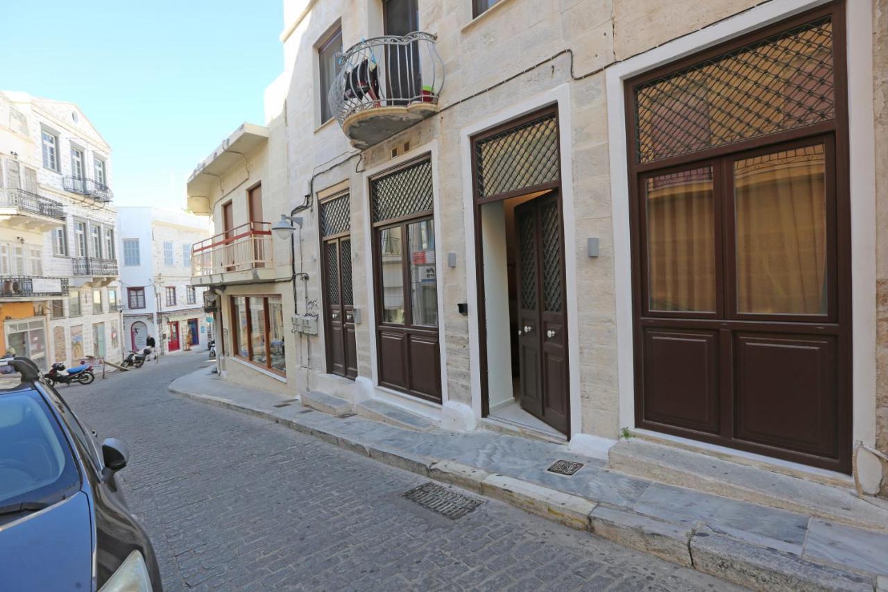 One Suite Syros Ermoupoli Exteriör bild